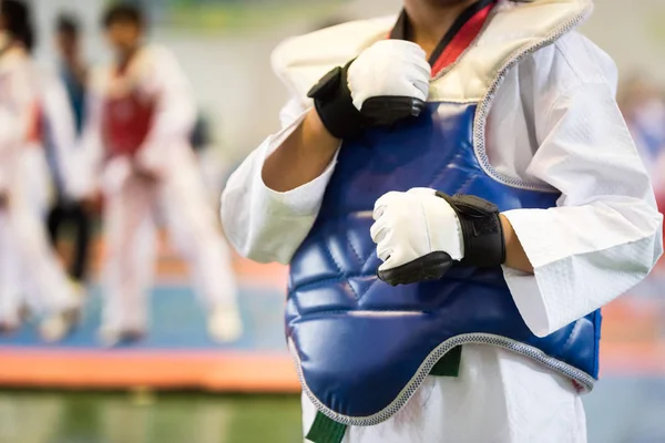 Taekwondo Niños Atletas Momento Atleta Para Calentar Golpear Oponente Durante — Foto de Stock