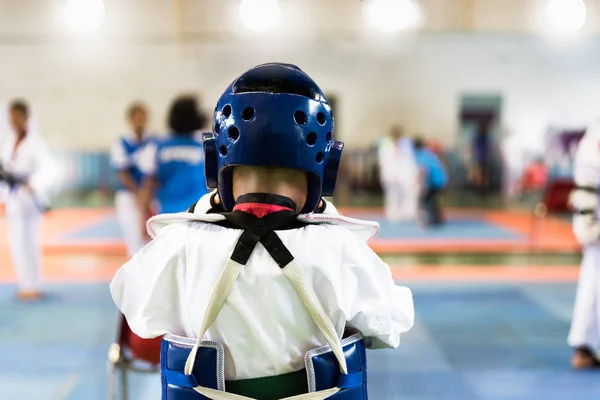 Taekwondo Niños Con Guardia Los Estadios Momento Atleta Para Calentar — Foto de Stock