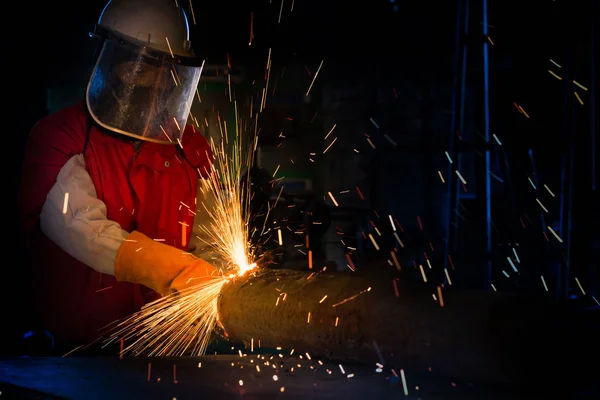 Lavoratore Espatriato Taglio Acciaio Cantiere Con Taglio Oxy Propane — Foto Stock