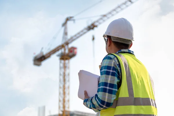 Ingeniería Consultoría Obra Con Planos Mano Control Del Flujo Trabajo —  Fotos de Stock