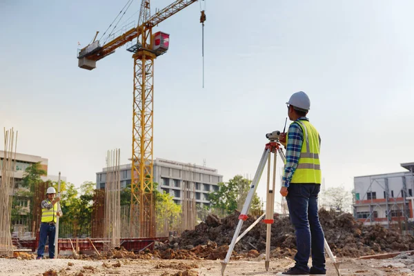 Équipement Arpentage Télescope Des Arpenteurs Sur Chantier Construction Arpentage Pour — Photo