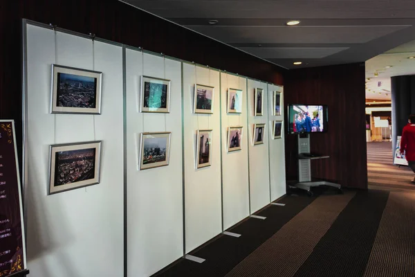 2015年3月 内天大厦 引人注目的连连摩天大楼与照片故事库 — 图库照片