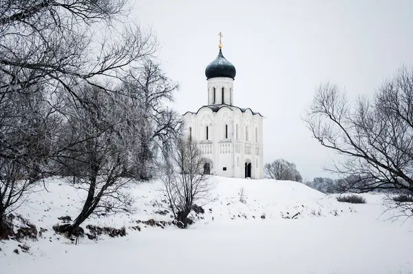 Nerl üzerinde şefaat kışın Kilisesi. UNESCO mirası