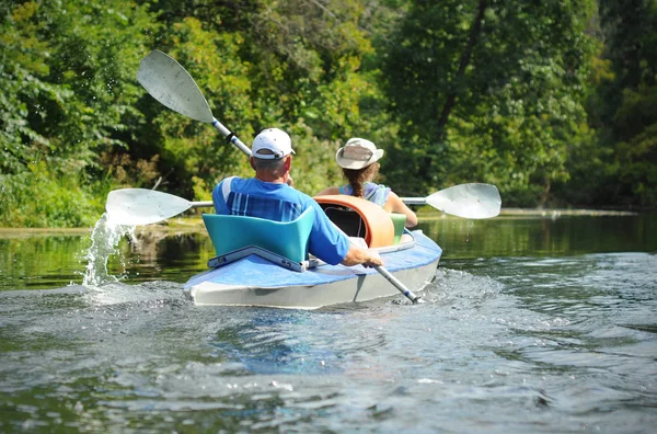 Canoë Kayak Dans Une Rivière — Photo