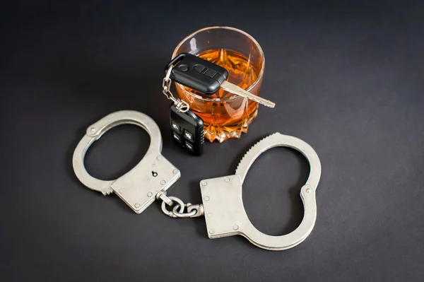 Drunk Driving Alcohol Car Keys Handcuffs Black Background — Stock Photo, Image