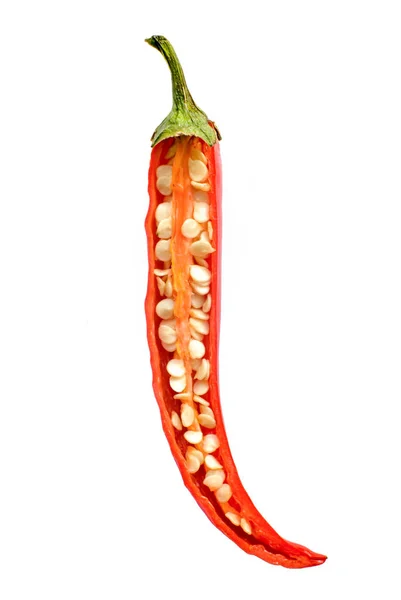 Nakrájené Půl Horké Červené Chilli Pepř Semeny Bílém Pozadí Close — Stock fotografie