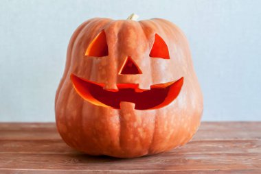 Cadılar Bayramı balkabağı feneri Gri arka planda