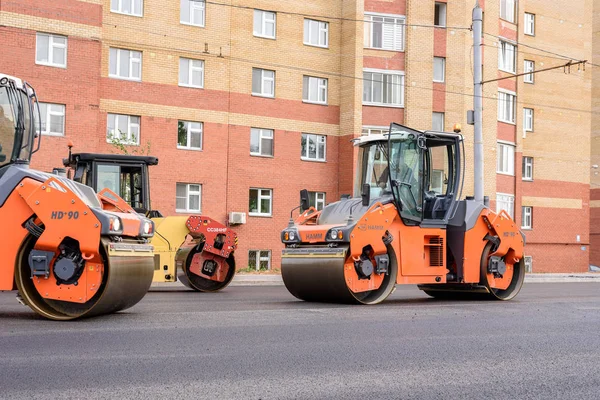 Junho 2018 Kazan Rússia Grupo Trabalhadores Pavers Colocou Uma Nova — Fotografia de Stock