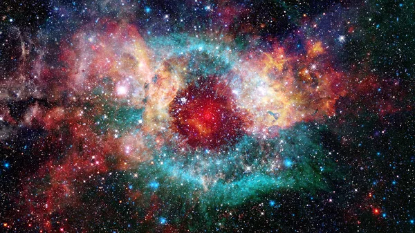 Nebulosa gigante brillante. Fondo espacial. Elementos de esta imagen proporcionados por la NASA —  Fotos de Stock