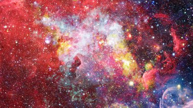 Bulutsusu renkli bulutlarda. Hubble Uzay Teleskobu kombine versiyonu. Nasa tarafından döşenmiş bu görüntü unsurları.