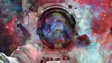 Nebula ve yıldızlar uzayda. Bu görüntünün elementleri NASA tarafından desteklenmektedir.