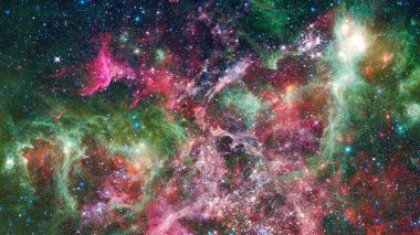 Yıldızlı ve nebulalı gece gökyüzü. Bu görüntünün elementleri NASA tarafından desteklenmektedir.