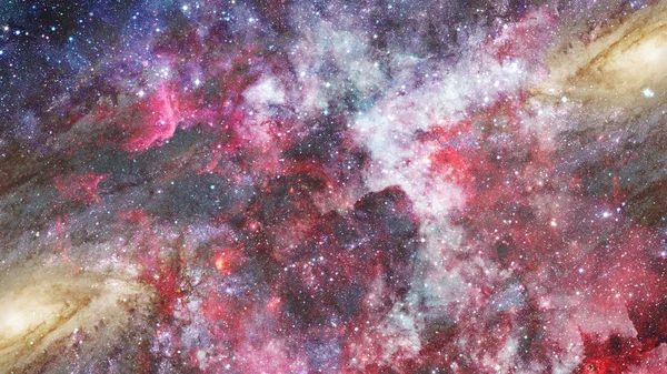 Weit Draußen Leuchteten Nebel Und Sternenfeld Gegen Den Weltraum Elemente — Stockfoto