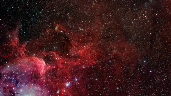 Gekleurde nevel en open sterrenhoop in het heelal. — Stockfoto