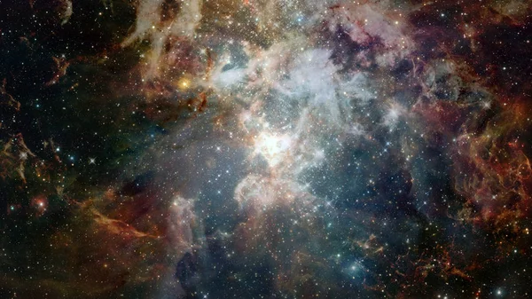 爆裂的星系。抽象空间。这张图片的元素由美国宇航局提供 — 图库照片