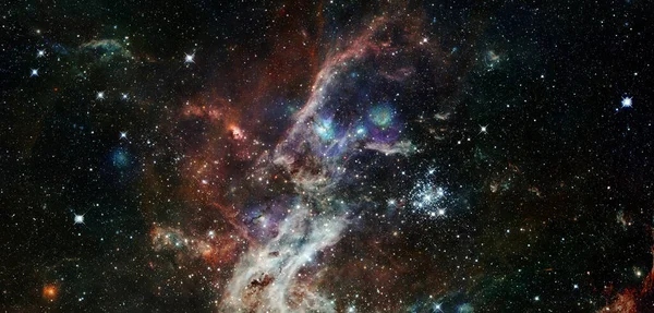 太空深处的螺旋状星云和光芒 美国航天局提供的这一图像的要素 — 图库照片