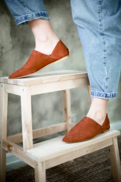 Женская Обувь Ногах Модный Стиль Бежевый Цвет Зеркало Тренды Instagram Стоковое Изображение