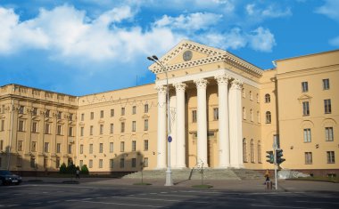 Arka plan üzerinde Beyaz Rusya'da KGB