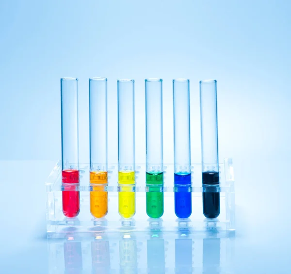 Vários Reagentes Cor Laboratório — Fotografia de Stock