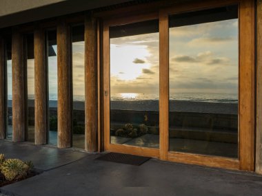 Yansımaları bir beatuiful günbatımı