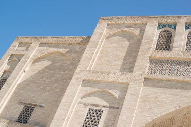 Eski bir tuğla bina, kemerler unsurları ile. Ortaçağ Asya eski binalar. Buhara, Özbekistan