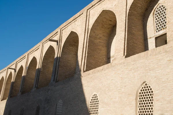 Viejo Edificio Pared Con Arcos Antiguos Edificios Asia Medieval Bujará — Foto de Stock