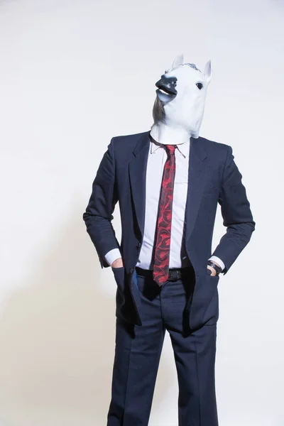 Homme Costume Masque Cheval Sur Fond Clair Contexte Conceptuel Entreprise — Photo