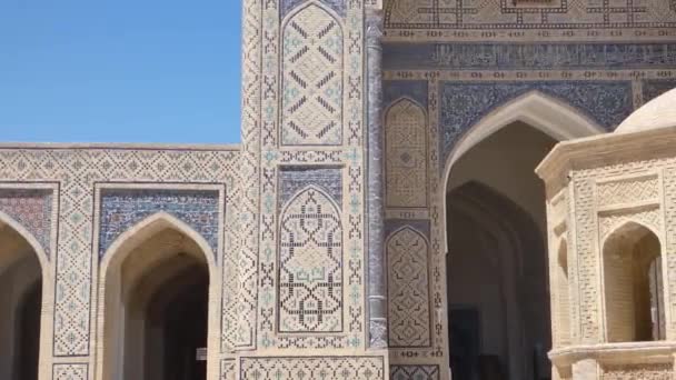 Старое Историческое Здание Аркой Куполом Древние Здания Средневековой Азии Бухара — стоковое видео