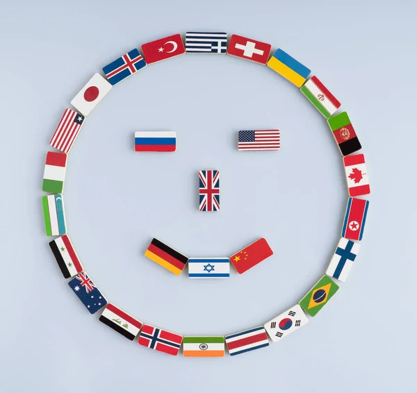 Ілюстрація Смайлик Національних Прапорів Доміно Концепція Миру Співдружності Націй Світового — стокове фото