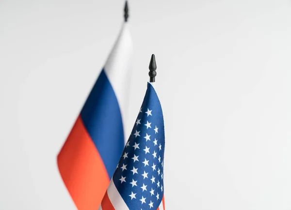 Vlaggen Van Rusland Een Witte Achtergrond Geïsoleerd Het Concept Van — Stockfoto