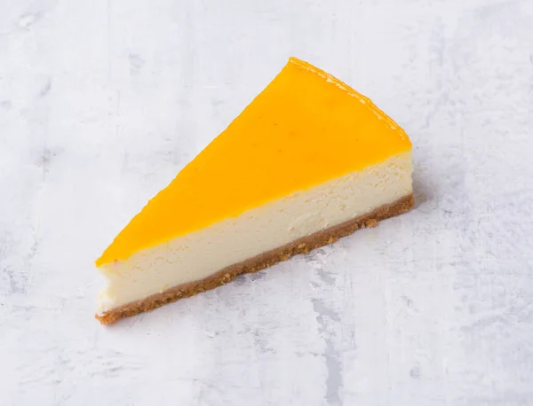 Вкусный Лимонный Торт Белом Фоне — стоковое фото