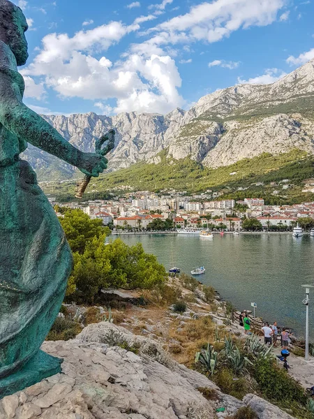 Makarska yarımadanın büyük Peter anıt