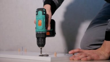 Kırpma adam kapıyı fikstür ekleme