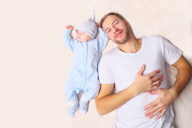 Uyuyan bebek yalan baba