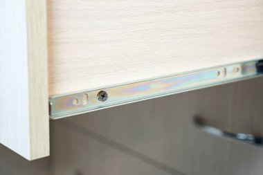 raflar tanıtımı için metal geri çekilebilir mekanizması