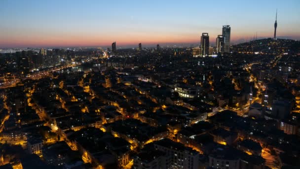 Vue Aérienne du Paysage Urbain D'Istanbul Au Centre-Ville De Turquie La Nuit, time lapse . — Video