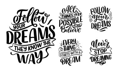 Rüyayla ilgili ilham verici alıntılarla ayarlanmış. Harflerle çizilmiş klasik çizimler. Tişört ve çantalarda, kırtasiyelerde ya da posterlerde parmak izi aranıyor. Vektör