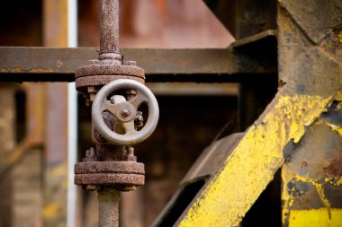 Şimdi endüstriyel serbest zaman park olarak kullanılan terk edilmiş sanayi bölgesi resimden. 