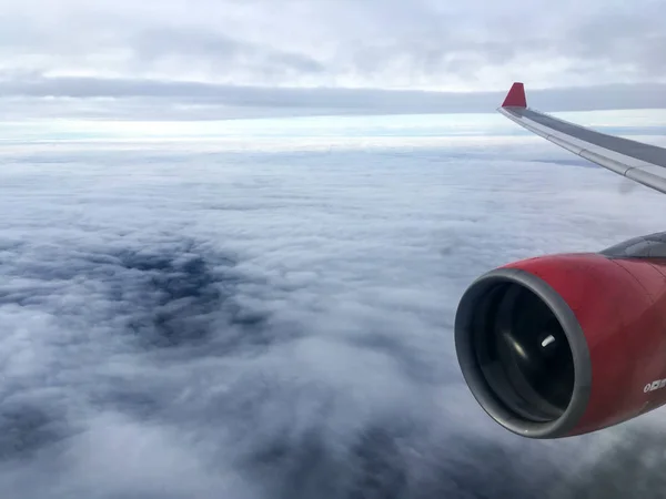 Utsikt Fra Flyet Som Flyr Høyt Bakken Blikk Fra Flyvinduet – stockfoto