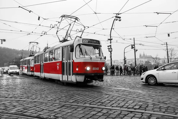 Una Foto Del Típico Tranvía Rojo Praga República Checa Tranvía —  Fotos de Stock