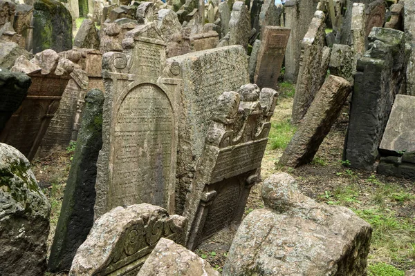 Antiguo Cementerio Judío Con Muchas Lápidas Piedra Asquerosa — Foto de Stock