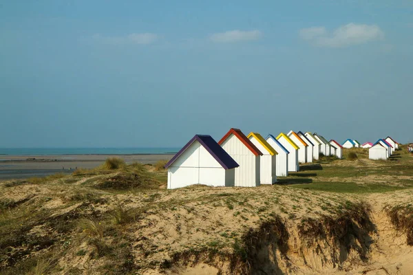 Tiny White Beach Cottages Colorful Roofs Beach Gouville Sur Mer — Stock Photo, Image