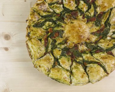 Puf böreği Ricotta ve ıspanak krem - üstten görünüm