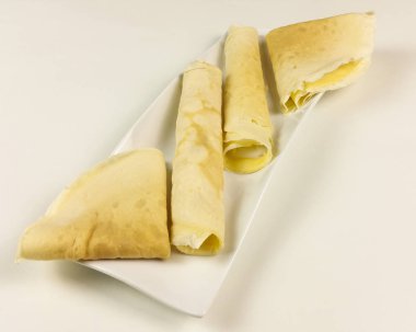 Krep beyaz arka planda - üstten görünüm