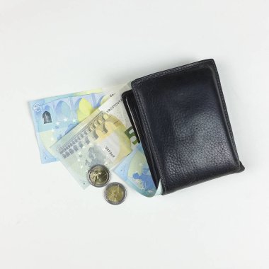 para ve m-cüzdan beyaz arka planda - üstten görünüm