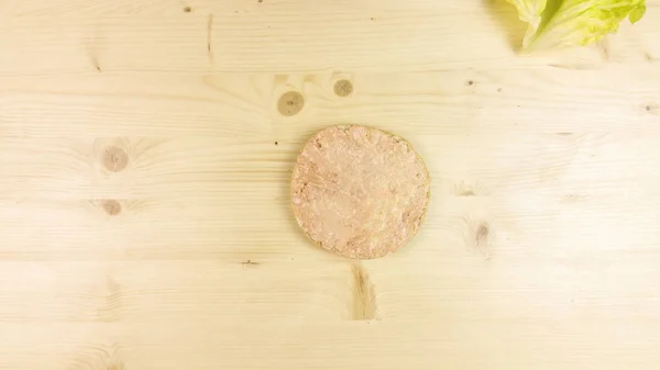 Изготовление Гамбургеров Чипсов Деревянном Фоне Вид Сверху — стоковое фото