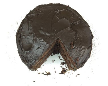 Beyaz arka planda ev yapımı Devil 's Cake-üstte görünüm