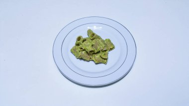 Ev yapımı makarna brokoli soslu amatör fotoğraf 