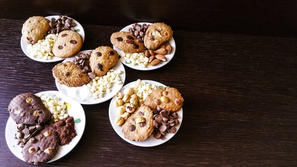 Homemade Biscuits Chocolate Chips Almonds Hazelnuts Coconut Amateur Photo — Stock Photo, Image