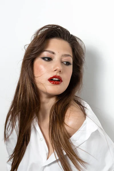 Beauty Portret Van Een Meisje Met Make Met Rode Lippen — Stockfoto